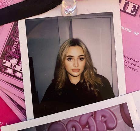 Eleanor Evans onlyfans star