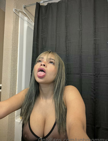 mxeling onlyfans public photos