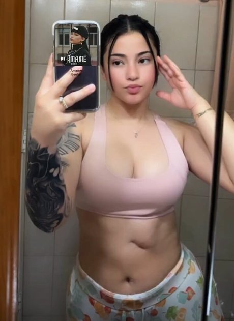 Txmia26 IG onlyfans photos