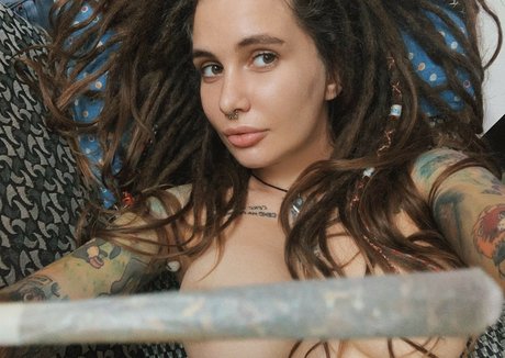 Natalia Veretennikova nude onlyfans