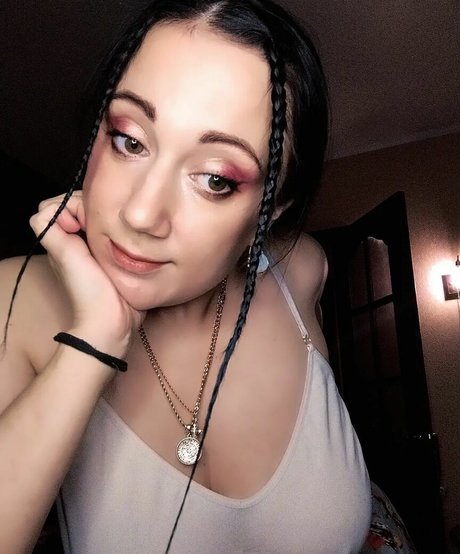 Leka Galkinstein free only fans