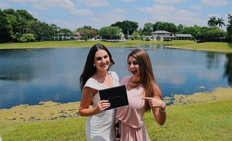 Corrina M onlyfans gratis