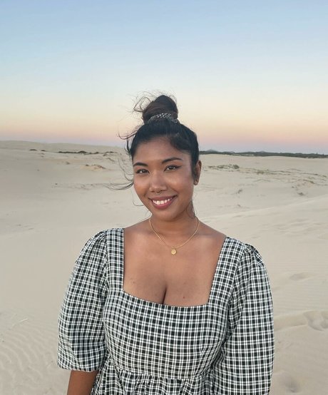 Sml Prsn nude onlyfans porn