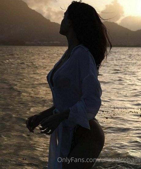 unrealcobain nude onlyfans pics