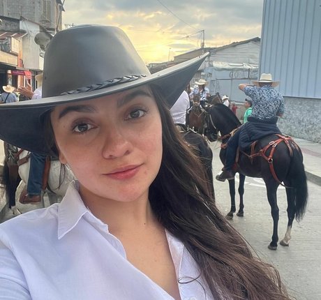 lamartinezruiz onlyfans naked leak