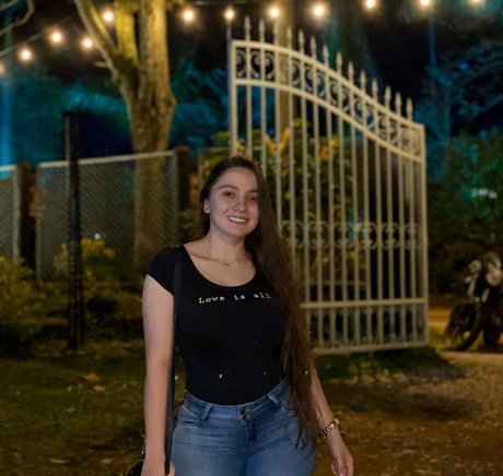 lamartinezruiz sexy onlyfans