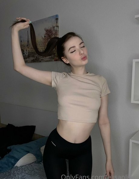 Elisa Oliver onlyfans explicit content
