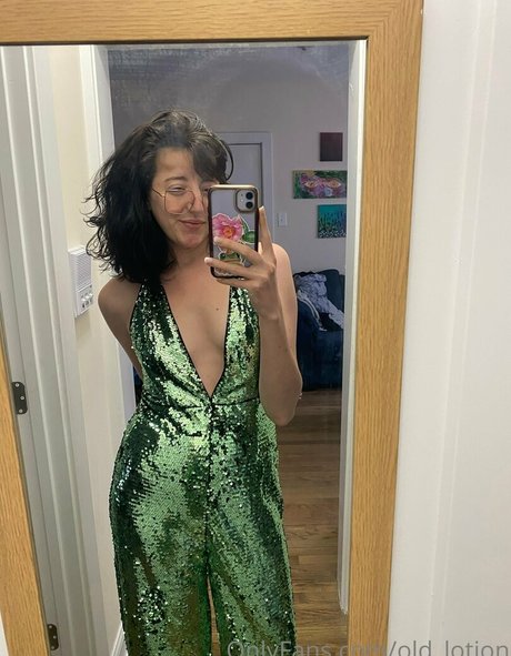 Lotion Wizard onlyfans pics