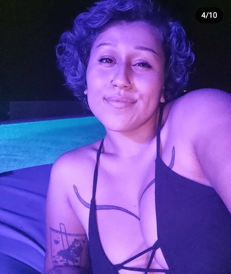 venusontheflipside onlyfans leaked photos