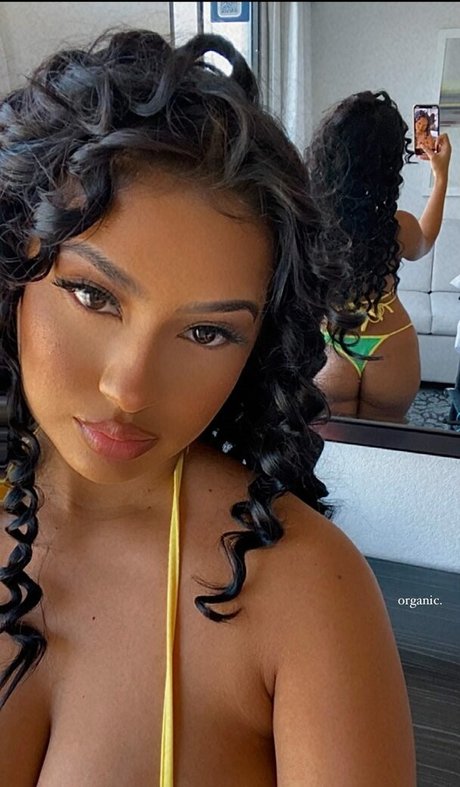 Lucero Crystal only fans