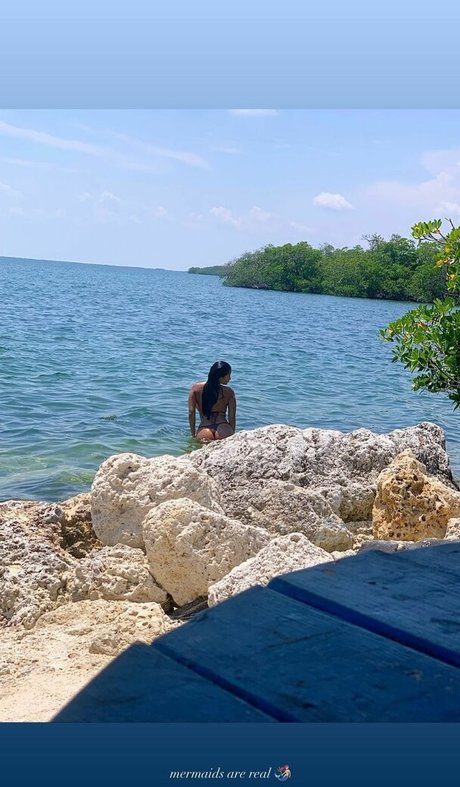 Lucero Crystal nudes only fans