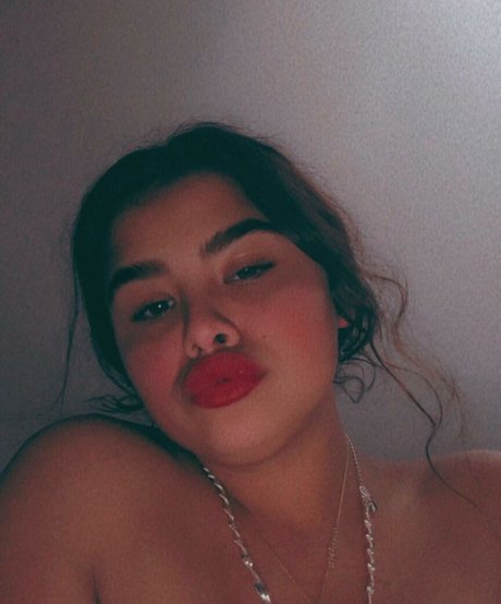 Melannia Profile pic