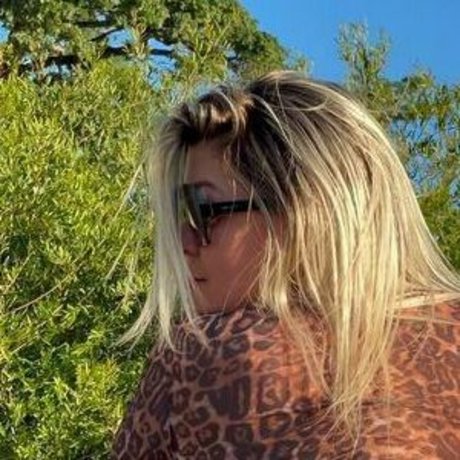 Roro Granada onlyfans leaked pics