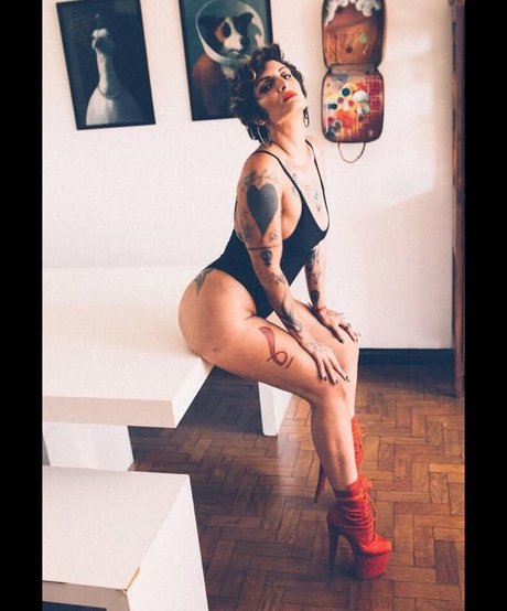 Clara Averbuck onlyfans porno