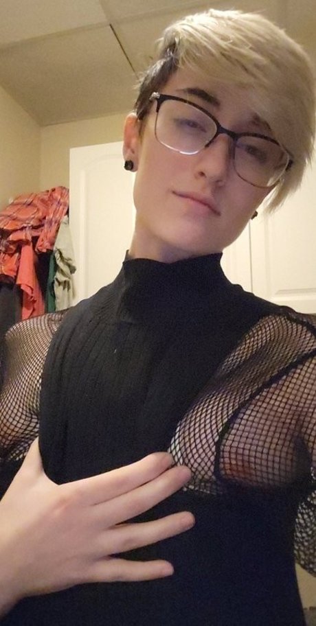 Apollo Fucker onlyfans xxx