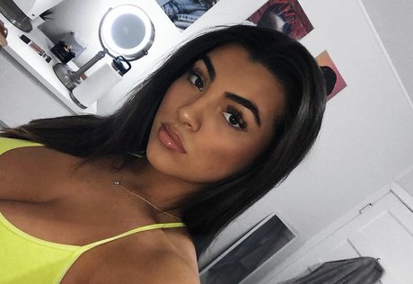 Kylie Manue naked onlyfans leak