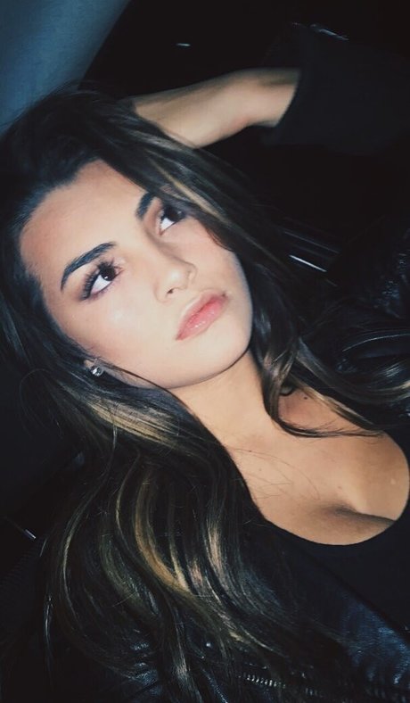 Kylie Manue Profile pic