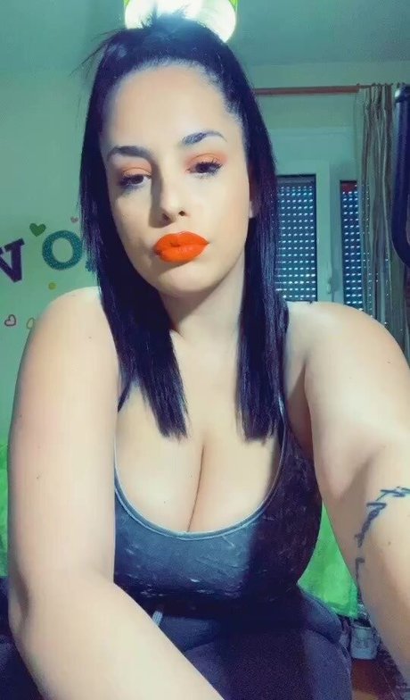 Chrysanthie onlyfans pictures