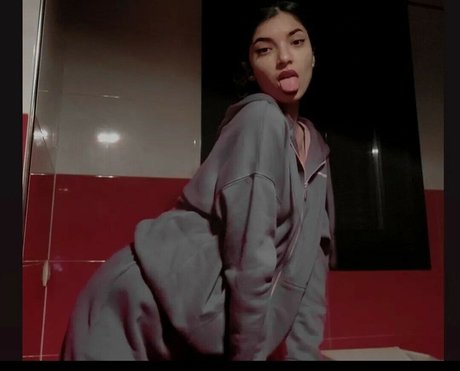 Blackamber51 onlyfans nude photos