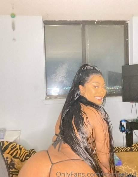 monaebad onlyfans naked