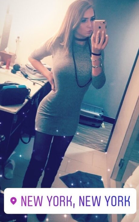 burkekelleher onlyfans nude photos