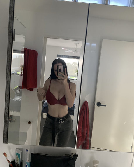 Grace Laura onlyfans