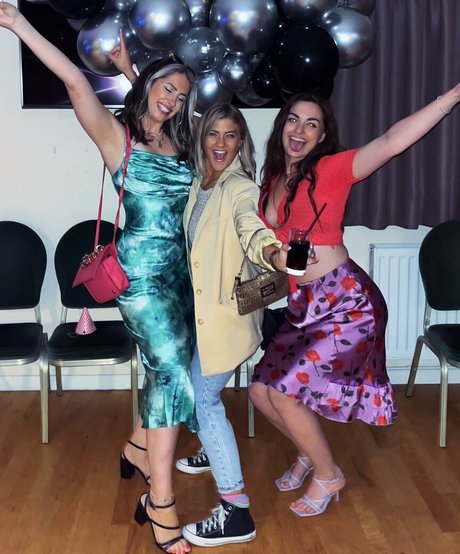 Claudia Valler onlyfans leak