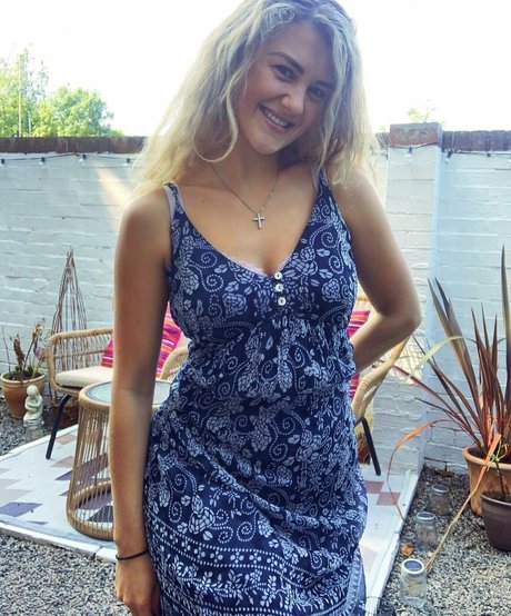 Claudia Valler onlyfans nudes leaked