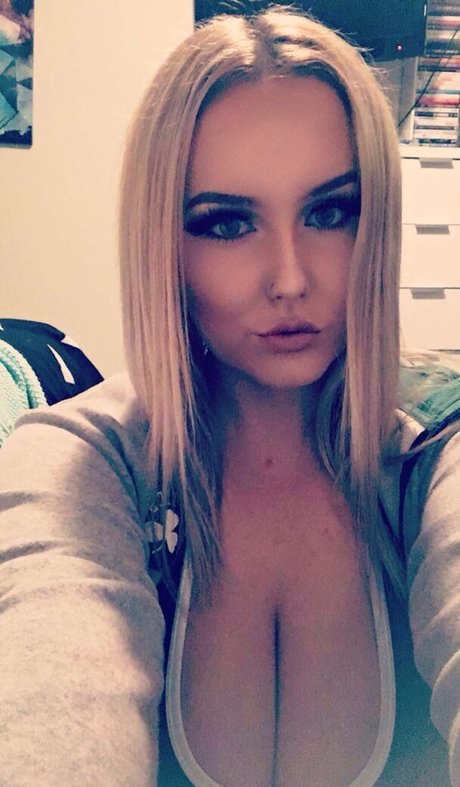 Tayla Cooper nude leaks onlyfans