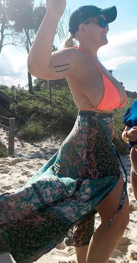 Tayla Cooper leaked nude onlyfans