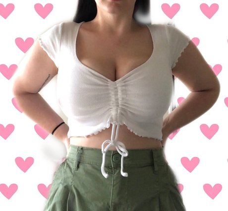 Tayla Cooper nude onlyfans