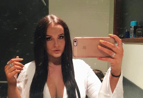 Tayla Cooper only fans leaks porn