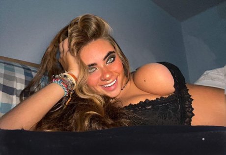 Moon Wolf Girl onlyfans xxx