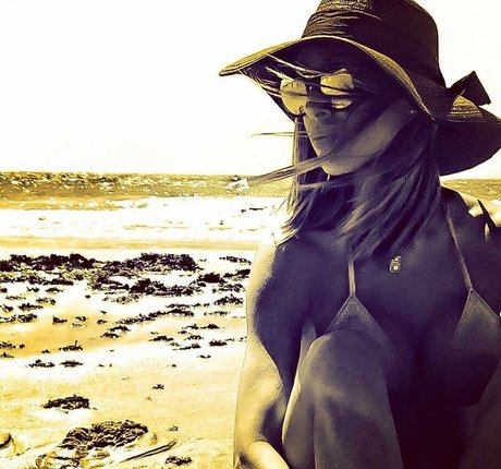 Roberta Carbonari Muzy leaked onlyfans free