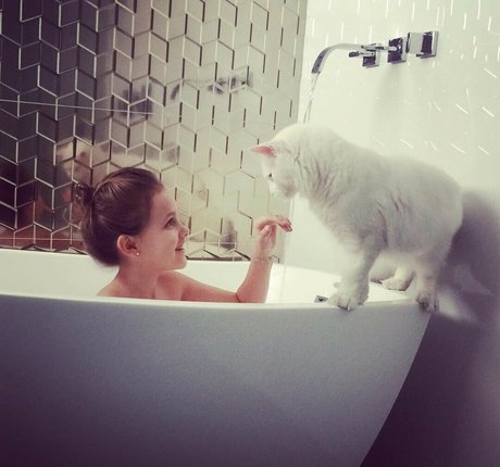 Roberta Carbonari Muzy onlyfans leakes