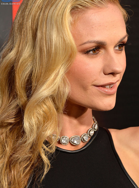 Anna Paquin onlyfans leak ass
