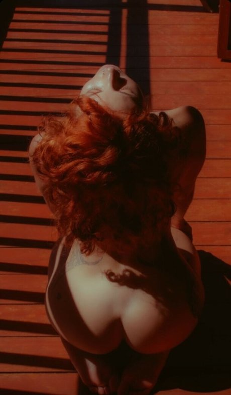 Phaine Gibouyeaux onlyfans photos