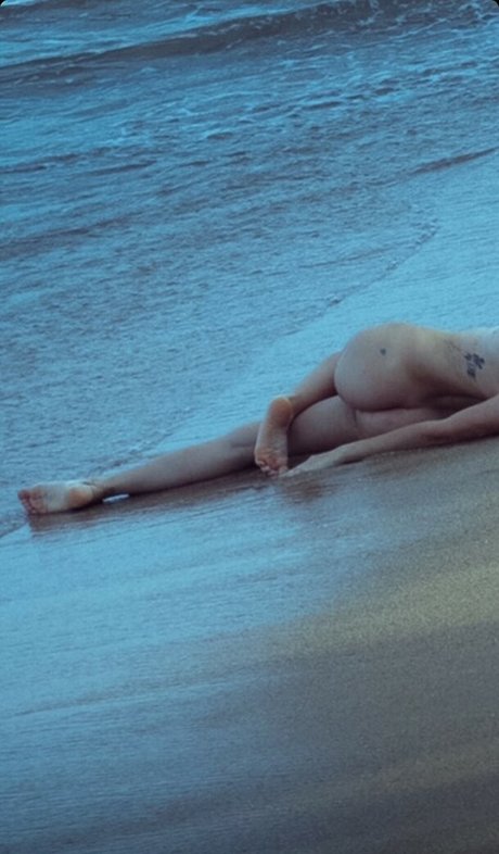 Phaine Gibouyeaux leaks onlyfans