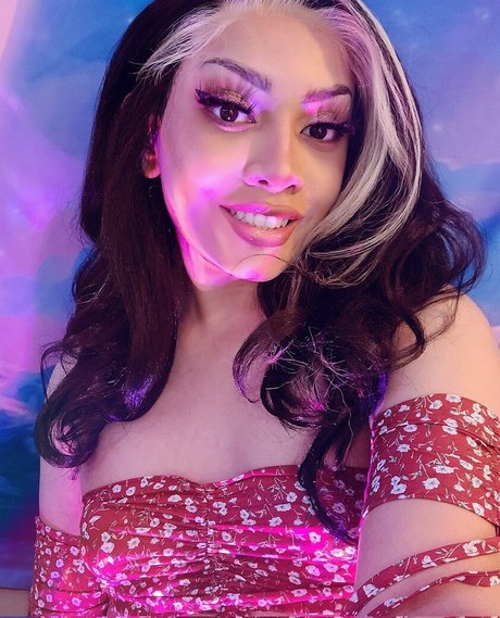 Mina Sin onlyfans content