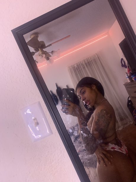 OG Leah Swanky_ nude onlyfans leak