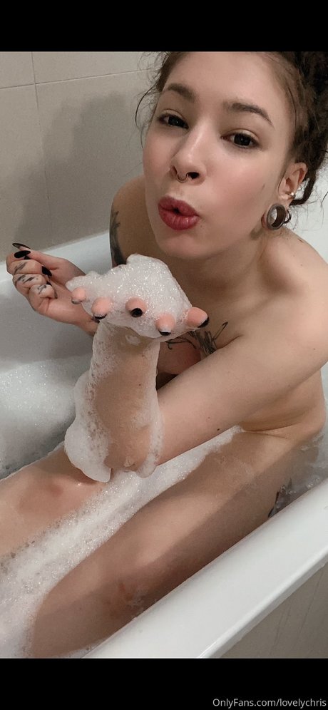 lovelychris onlyfans naked leaks