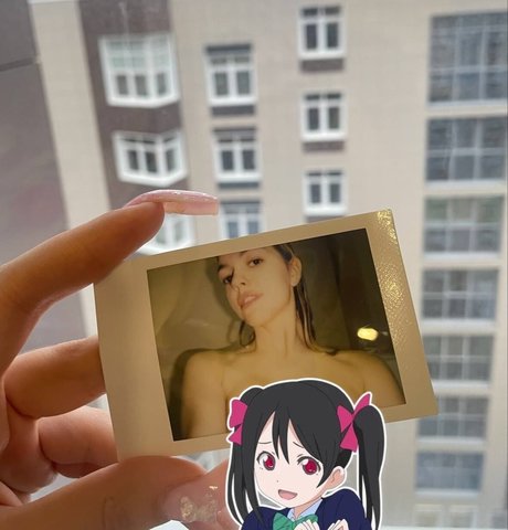 Vellari Feet onlyfans free