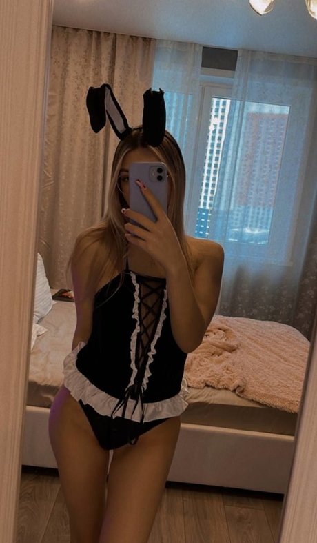 Vellari Feet naked onlyfans