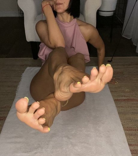 Laprettyfeet4 onlyfans leak new