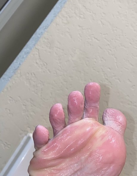 WaifuFeetMilk onlyfans pic