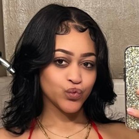 Evonyrosalinaaaa naked only fans