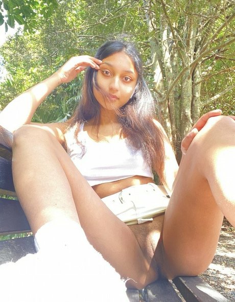 peachyneesh_ free onlyfans