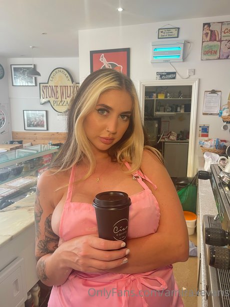 Amira Evans leaked only fans nudes