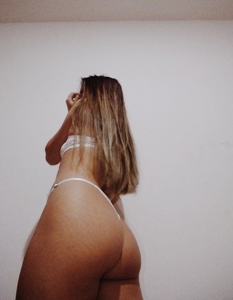 Sanne Sering onlyfans nude
