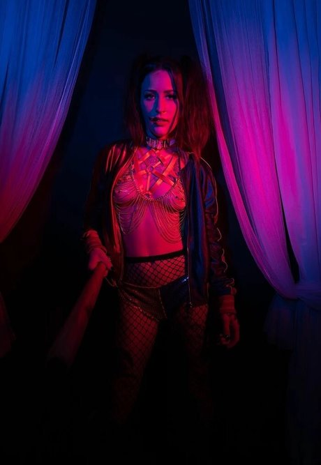 Cassie Robb BKFC onlyfans leaks